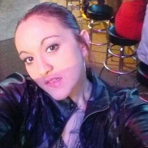 Meet your Posher, Kendra